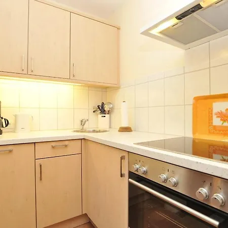 بيت للعطل Suederhof 3 *